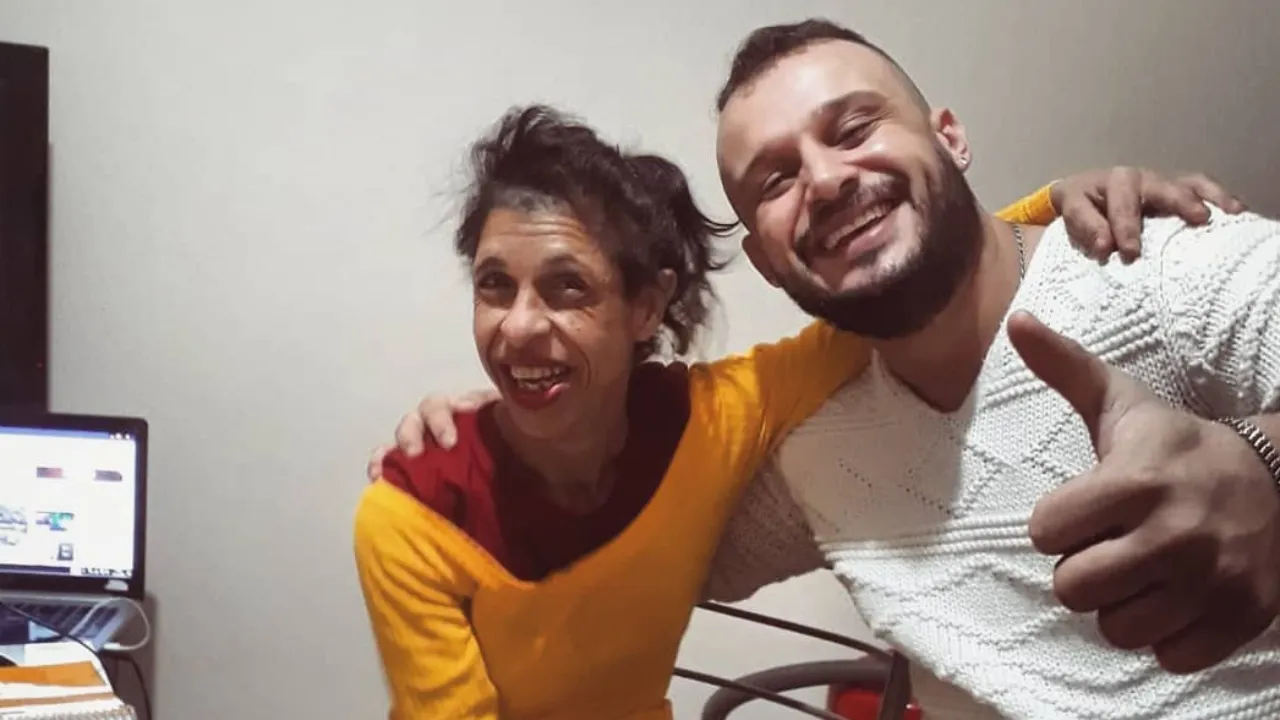 Sosyal Medyanın Ayşo’su Hayatını Kaybetti!-1