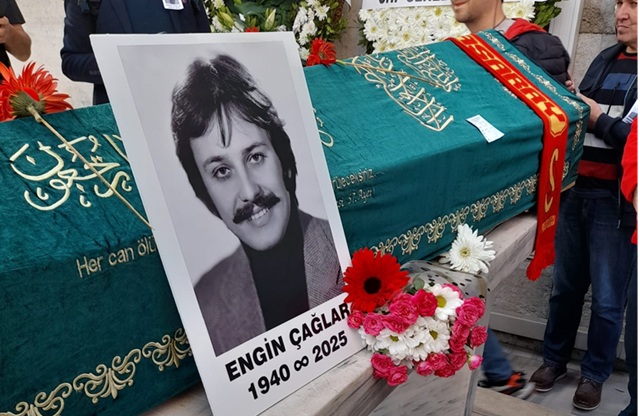 Yeşilçam Efsanesi Engin Çağlar Motosiklet Kazası Sonrası Toprağa Verildi (2)