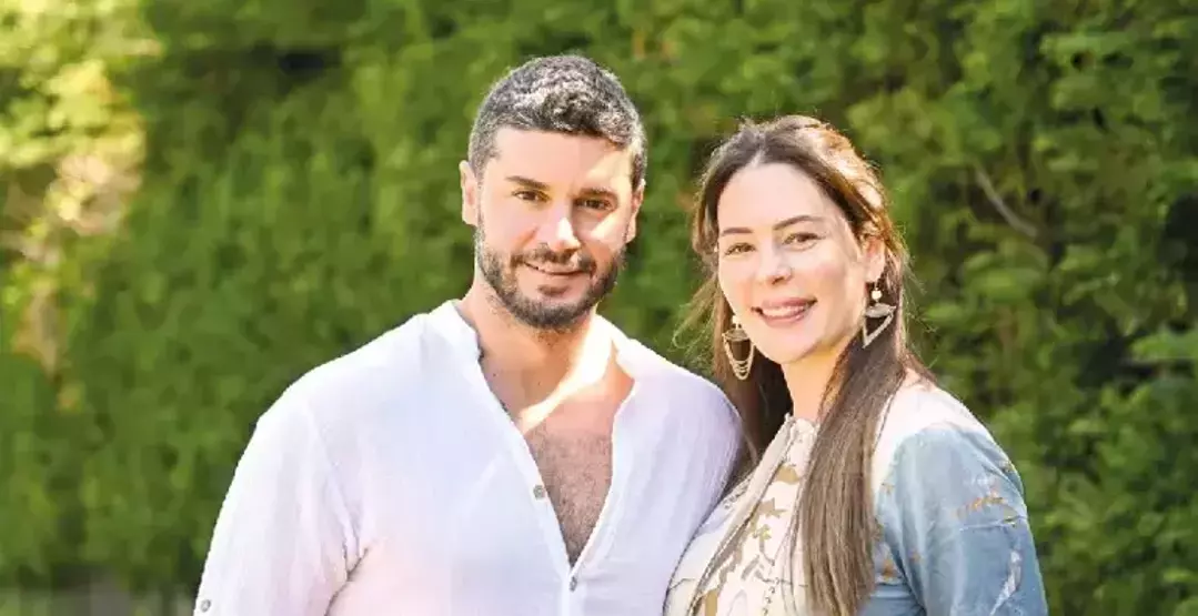 Berk Oktay–Yıldız Çağrı Atiksoy Çifti Boşanma İddialarını Böyle Yalanladı (1)-1