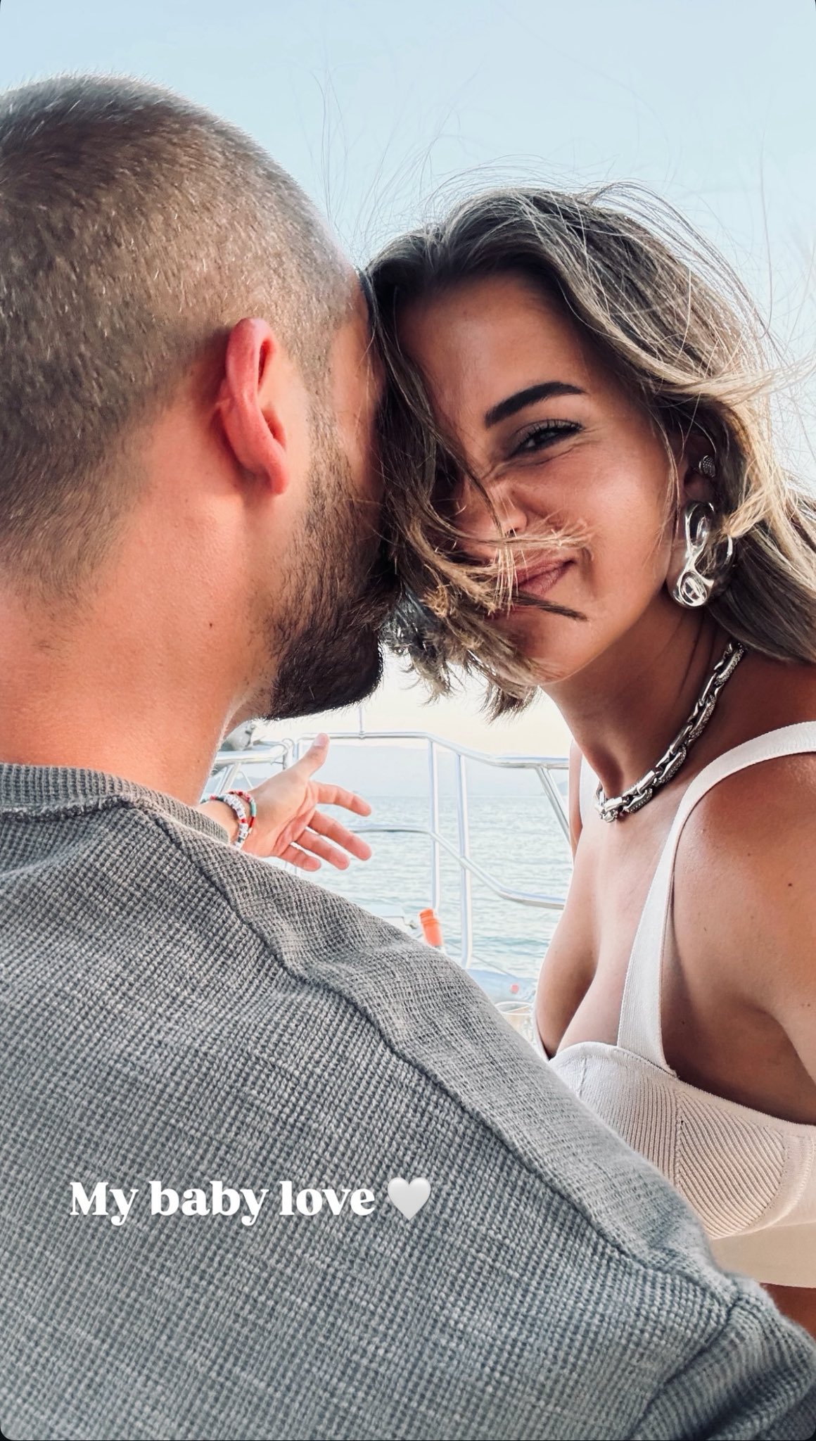 Buse Terim’den Sürpriz Aşk! İlk Kez Paylaştı, Sosyal Medya Karıştı (1)