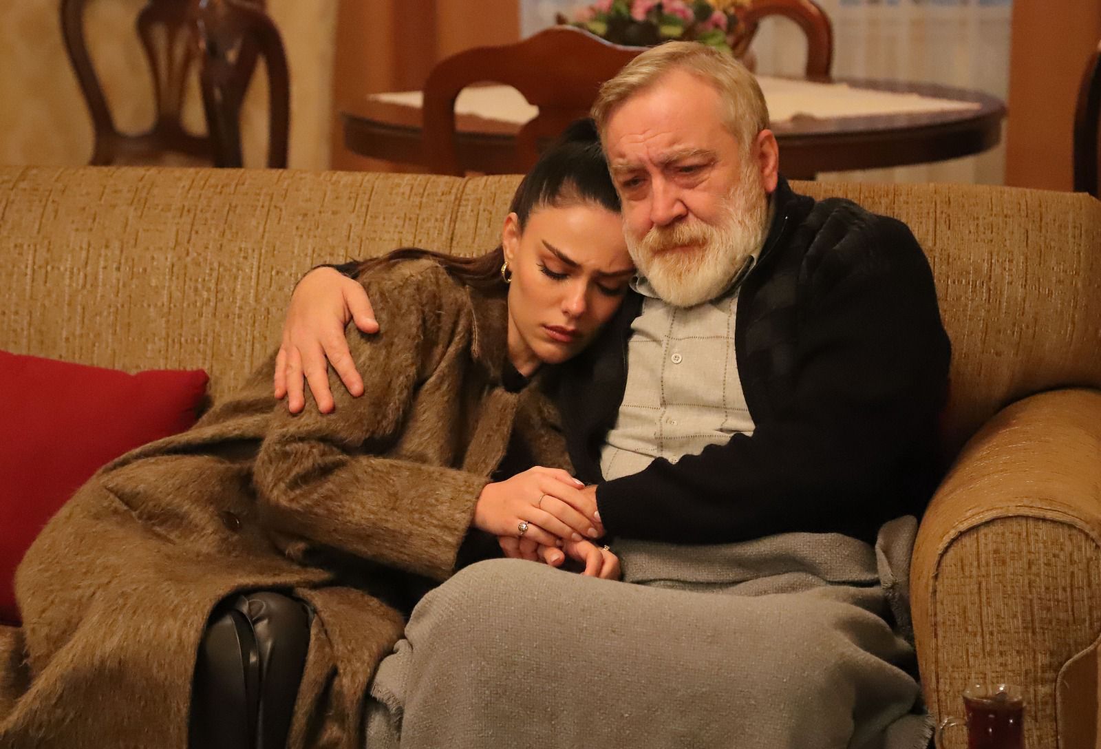 Cennetin Çocukları 16. Bölümde Dengeler Değişiyor (3)