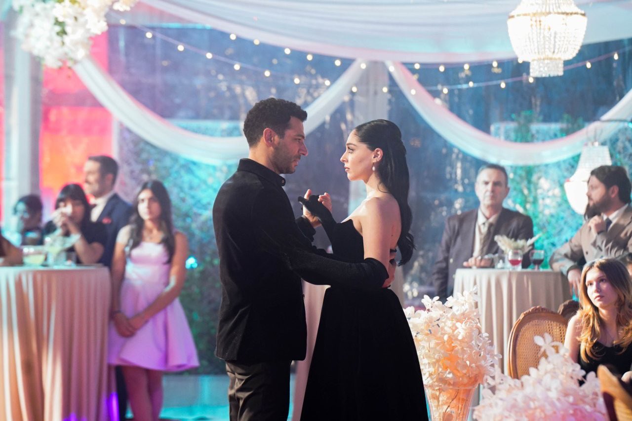 Güller Ve Günahlar’da Beklenen An! Serhat Ve Zeynep’in Dansı Diziye Damga Vuracak (1)