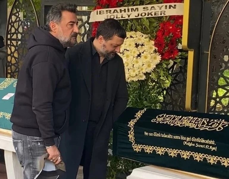 Mehmet Erdem’in Acı Günü Babası Sücaattin Erdem Defnedildi-1