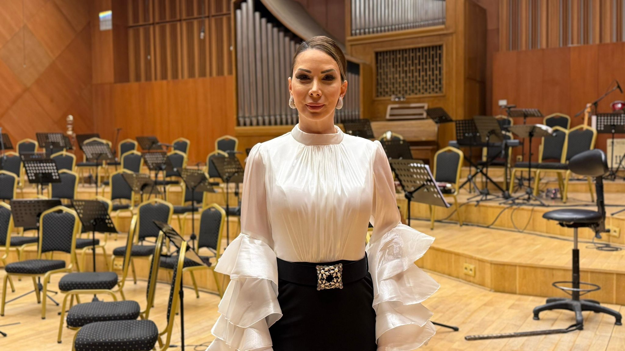 Tuğba Özerk Ve ‘Bizim Orkestra’ Birlikte Sahne Aldı (1)