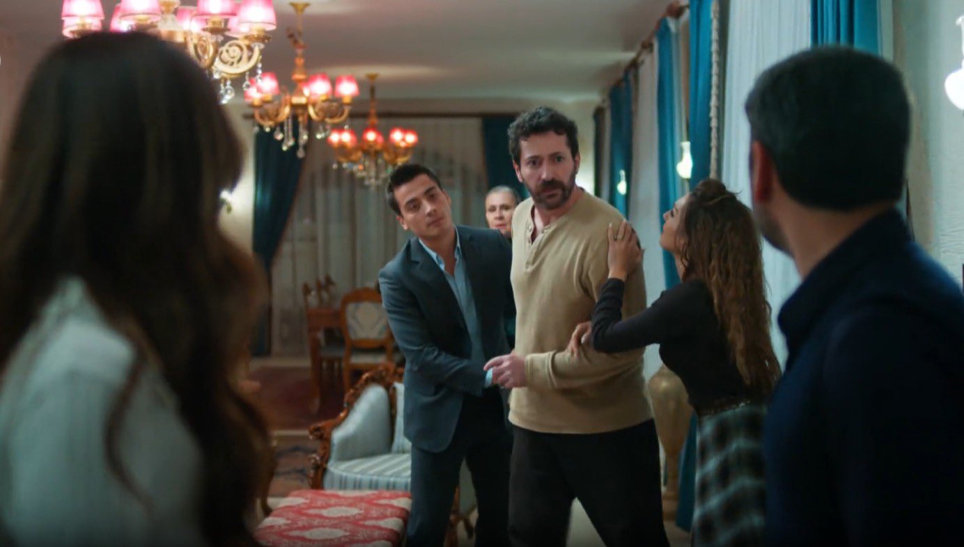 Uzak Şehir Boran Kimdir Burç Kümbetlioğlu’ndan Dönüş Açıklaması (2)