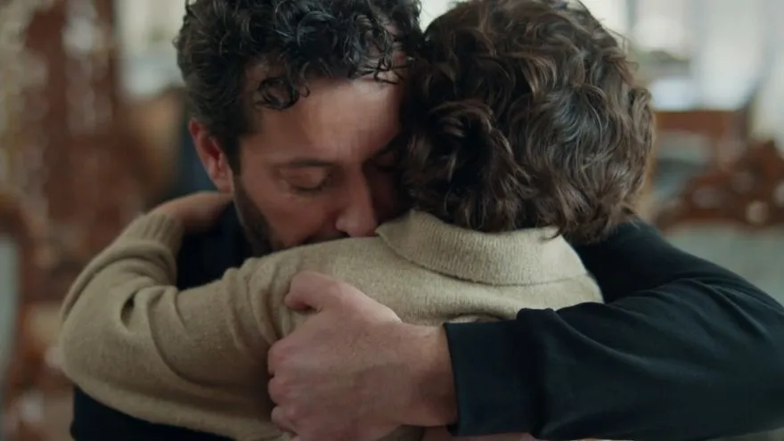 Uzak Şehir’de Gergin Dakikalar Deniz Ve Babası İlk Kez Yüzleşiyor (2)