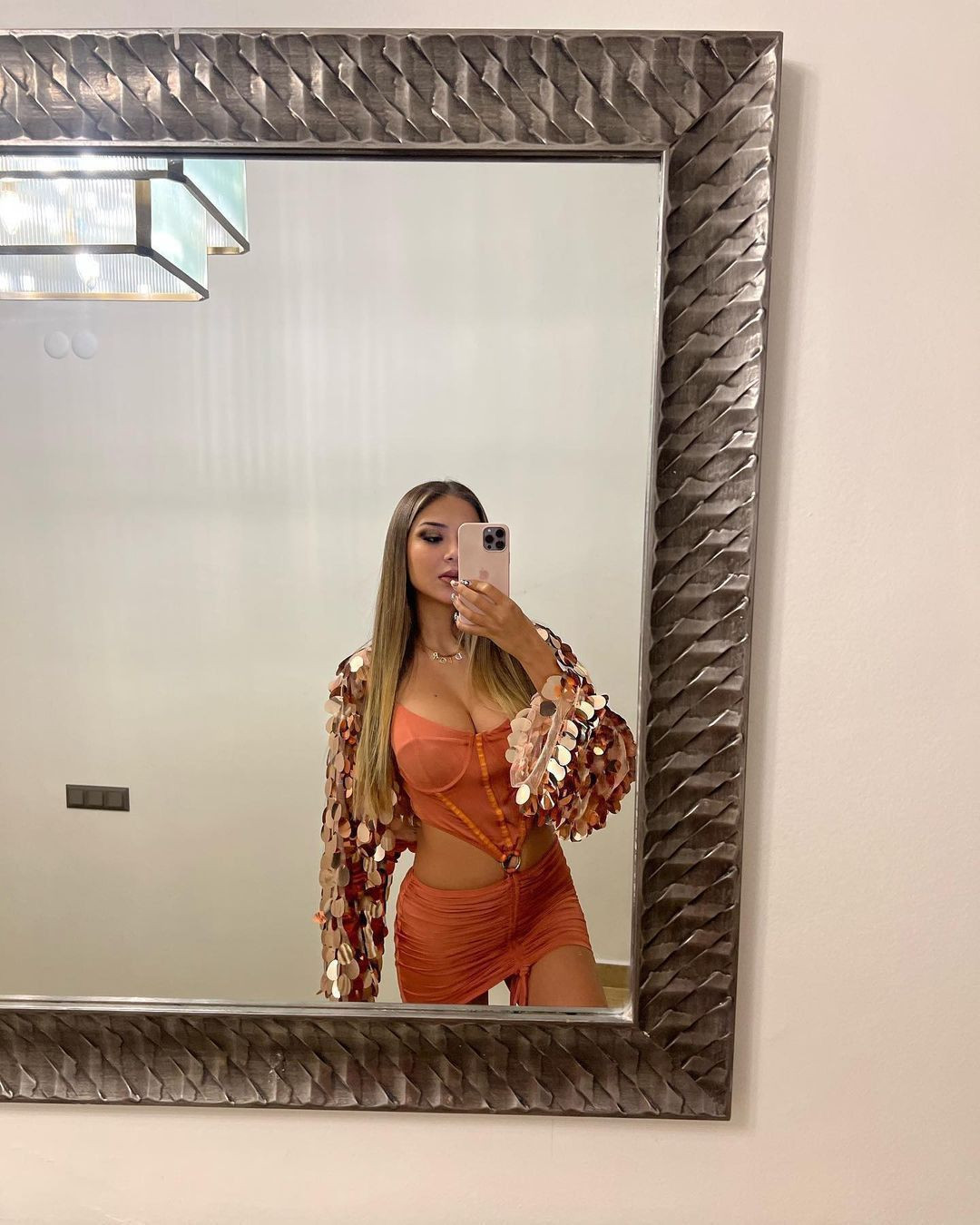 Fenomen Merve Taşkın Türkiye’yi Terk Etti “Her Kapı Çaldığında Polis Geldi Sanıyordum” (2)