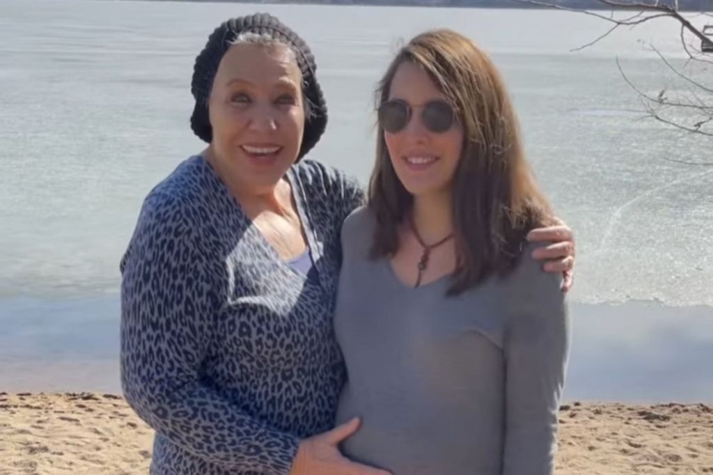 Işıl Yücesoy Ve Kızı