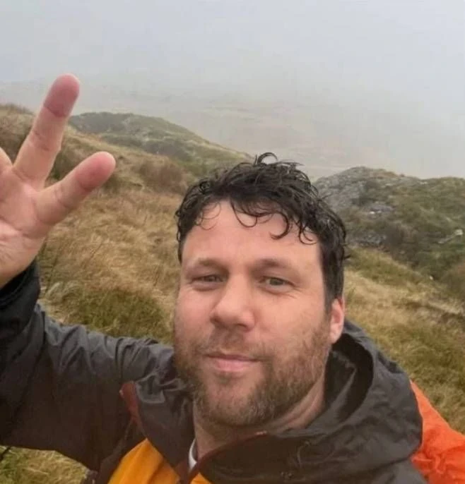 Yürüyüşe Çıkmıştı Ünlü Şarkıcıdan Acı Haber (2)-1