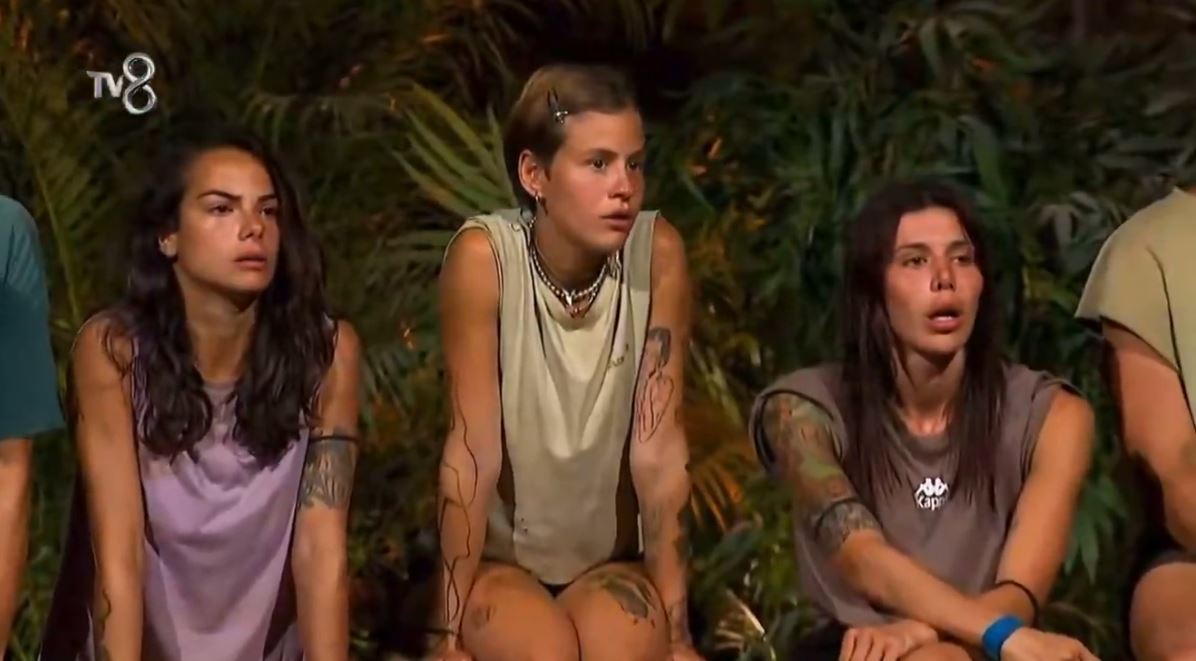 Survivor'da Ortalık Karıştı! Büyük Kavganın Sonunda Kim Diskalifiye Oldu (4)