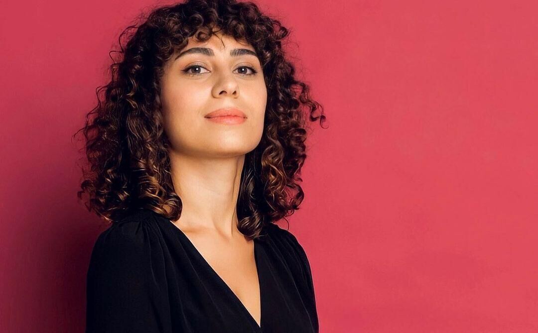 Çok Güzel Hareketler 2’Nin Yıldızı Sessiz Sedasız Evlendi!