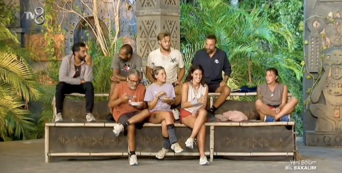Survivor’da “Sarımsak” Gerilimi! Deniz’in Sözleri Kimi Hedef Aldı