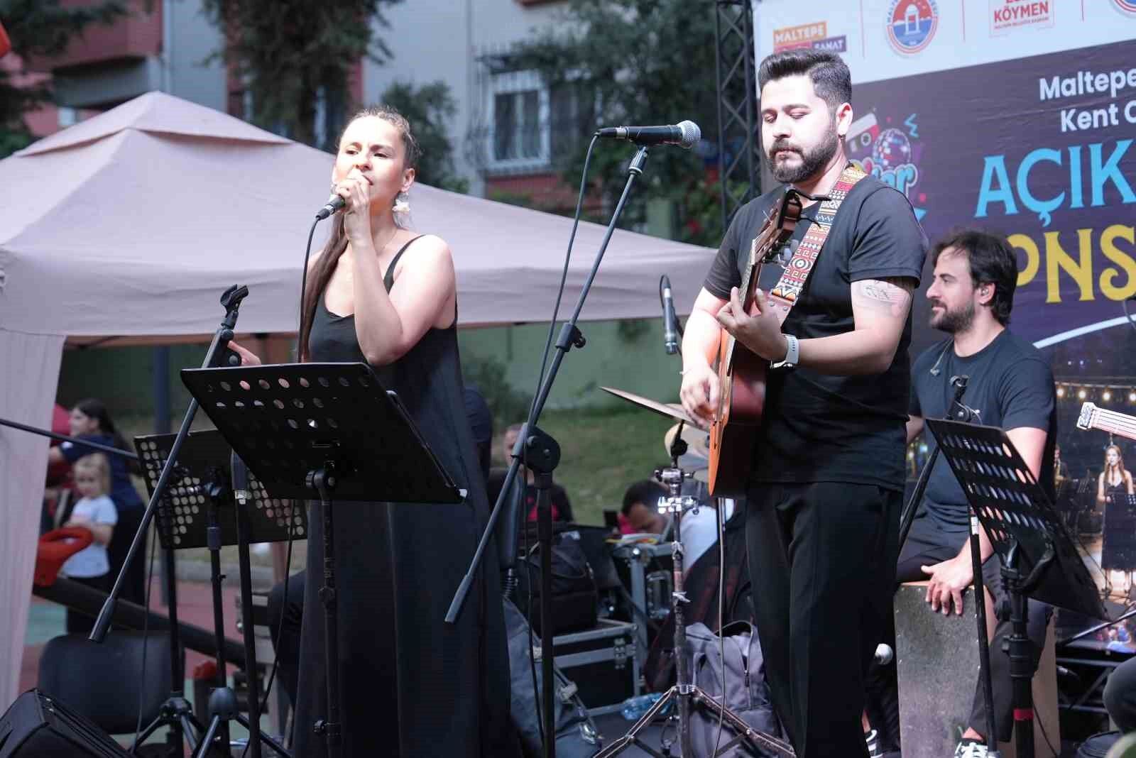 Maltepe'de 90'lar rüzgarı devam ediyor