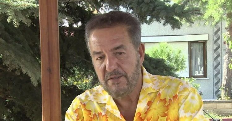 Arif Susam'dan Bodrum'da Nostalji Rüzgarı! Sevenleri Şarkılara Eşlik Etti