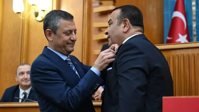 Chp'de Şok İstifa! Ankara Milletvekili Adnan Beker Partisinden Ayrıldığını Duyurdu (2)
