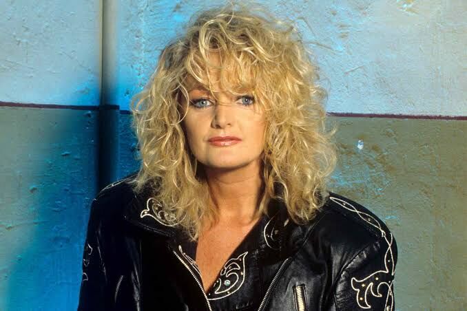 Müzik Dünyası Yasta! Efsane Şarkıcı Bonnie Tyler 75 Yaşında Hayatını Kaybetti (2)