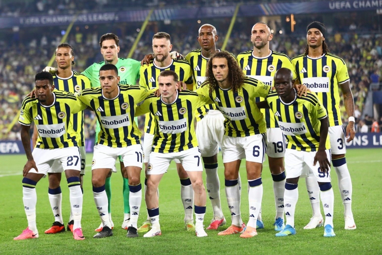 Fenerbahçe Şampiyonlar Ligi’nde Roma’yı Ağırlıyor! 18 Yıllık Hasret Sona Eriyor