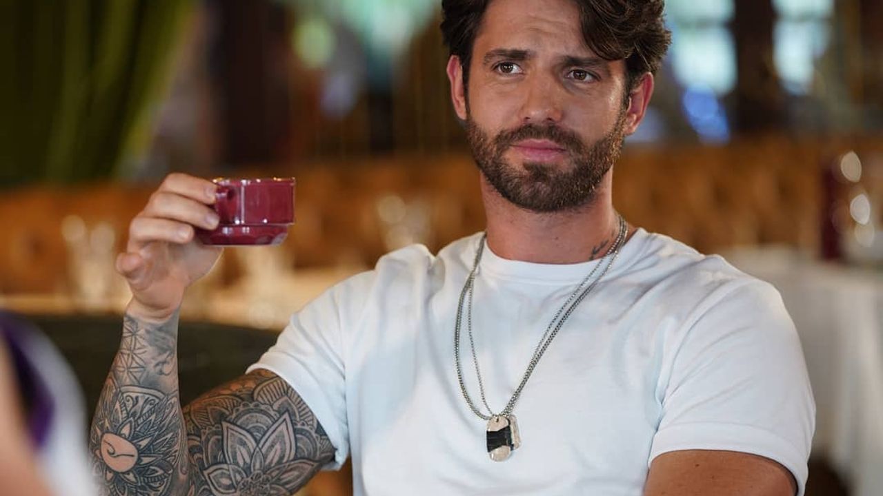 Yeni Dizi “Abi”ye Sürpriz Transfer: Serkay Tütüncü Yılmaz Rolüyle Geliyor