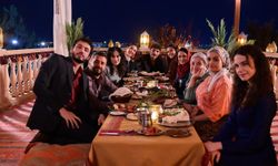 Halef’te Urfa Sofrası Rüzgârı! Yeni Bölümde Renkli Anlar Ekrana Geliyor