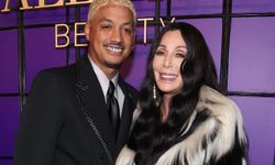 80 Yaşındaki Yıldız Şarkıcı Genç Sevgilisiyle Nikâh Masasına Oturuyor