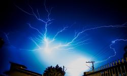 Evlerde Büyük Tehlike! Fırtına Anında İlk Patlayan Cihaz Hangisi?