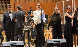 3 Aralık’ta Duygu Dolu Gece: Tuğba Özerk ve ‘Bizim Orkestra’ Birlikte Sahne Aldı