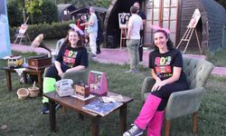 Pendik'te 80'ler rüzgarı esti! Nostalji dolu buluşma büyük ilgi gördü
