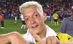 Mesut Özil Bıçaklı Saldırı Sonrası İlk Kez Konuştu