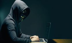 21 Yaşındaki Güney Kıbrıslı Hacker Bakın Ne Yaptı?