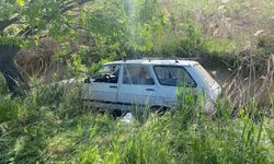 Isparta’nın Gelendost İlçesi Otomobi̇l Su Kanalına Düştü! 1 Yaralı