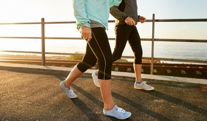 Genç bir kadın sadece bu şekilde yürüyerek 32 kilo verdiğini açıkladı: İşte sır gibi yöntem