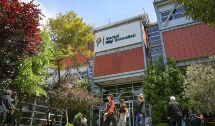 Cumhurbaşkanı Kararı Resmi Gazete'de: İstanbul Bilgi Üniversitesi'nin İzni İptal Edildi