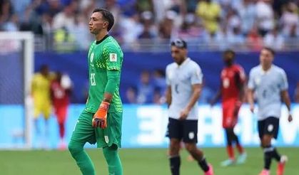 Galatasaray'ın Eski Kalecisi Muslera'nın Büyük Hatası Uruguay'ı Dünya Kupası'ndan Etti