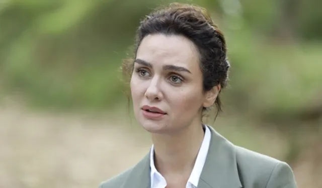 Oyuncu Birce Akalay'ın acı günü!