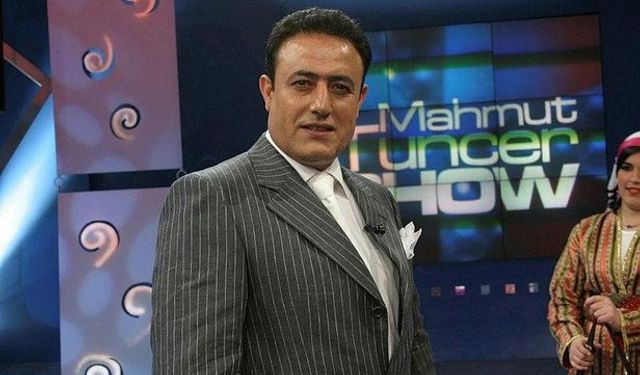 Mahmut Tuncer: Sanatçı Toplumun Aynasıdır