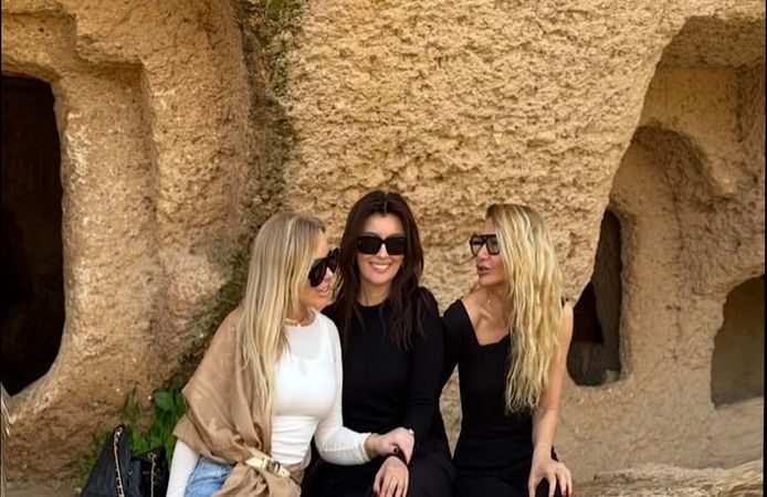 Aslı Sarar Aydın ve yakın dostlarından Mardin turu!