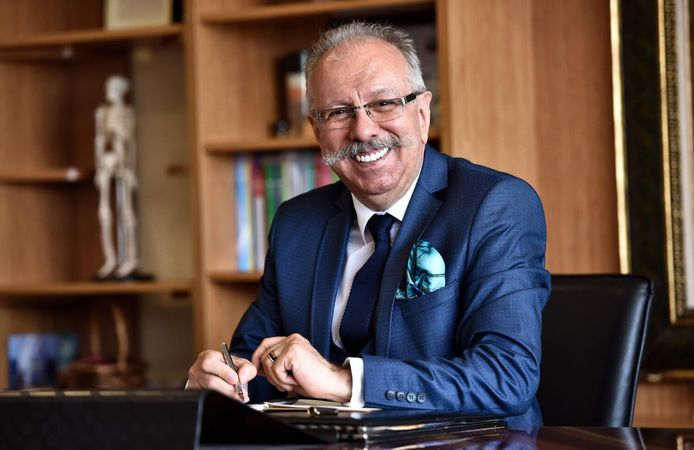 Prof. Dr. Oğuz Özyaral'dan Yeni Kitap! "Bireyden Topluma, Selamdan Sofraya"