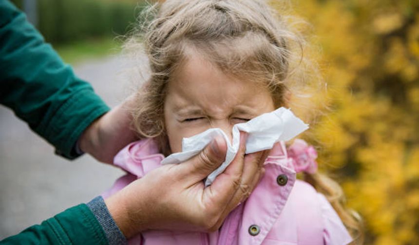 Kış Geliyor: Çocukları Solunum Yolu Enfeksiyonlarından Korumanın Yolları