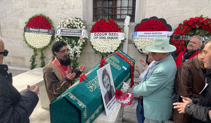 Yeşilçam Efsanesi Engin Çağlar Motosiklet Kazası Sonrası Toprağa Verildi