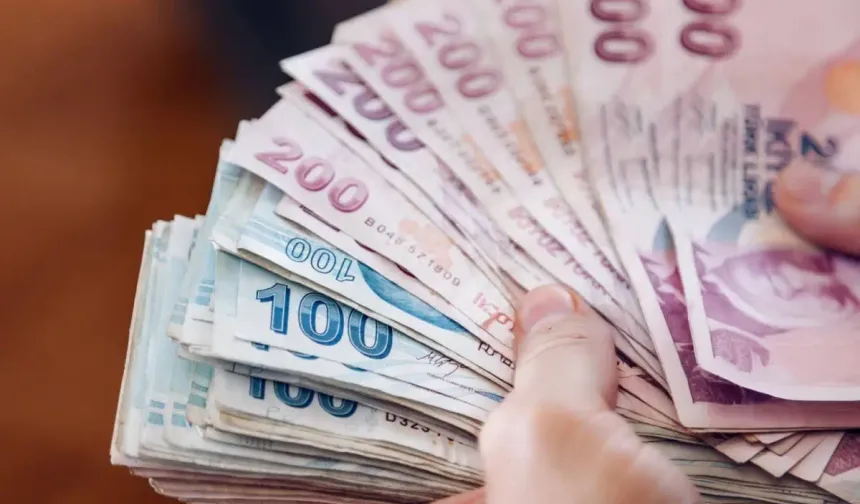 Bankada 3 milyon TL'si olana her ay net maaş gibi ödeme!