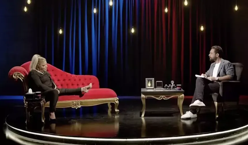 Kibariye’nin itirafı gündem oldu: Ayakkabısını çıkarıp ayağını gösterdi