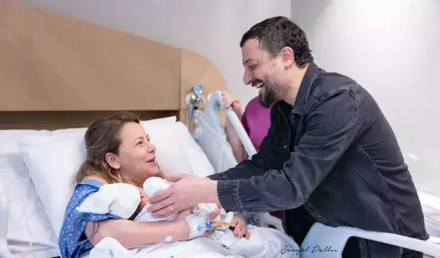 Mehmet Erdem ve Vildan Atasever Anne-Baba Oldu!