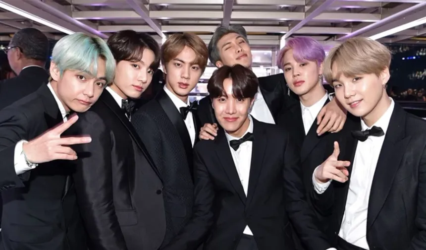 BTS Seul'u Salladı! Binlerce Hayran Uzun Bekleyişin Ardından Geri Döndü
