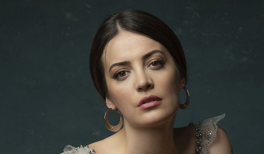 İrem Sak Hamile mi? Son Görüntüleri Sosyal Medyayı İkiye Böldü