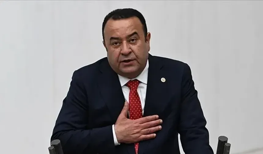 CHP'de Şok İstifa! Ankara Milletvekili Adnan Beker Partisinden Ayrıldığını Duyurdu