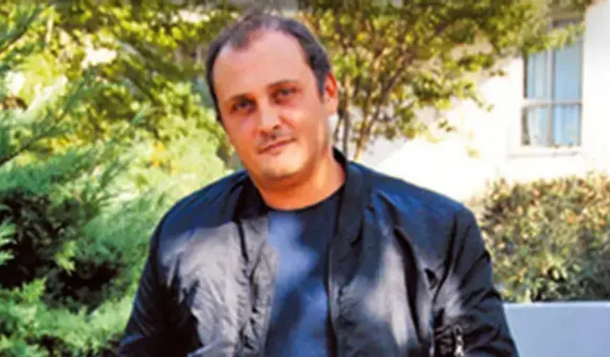 Emre Matraş Kimdir? Deri İmparatorluğunun Veliahtından Pop Şarkıcılığına Uzanan Hayatı