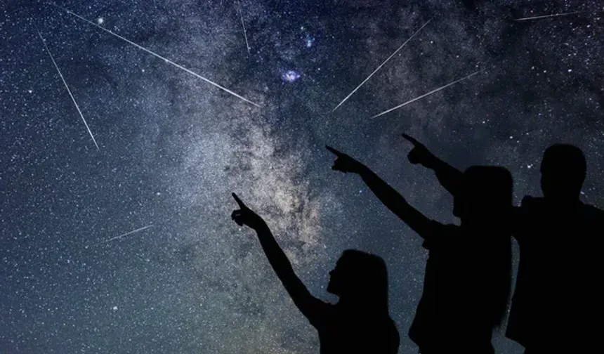 9 Eylül Gecesi Gökyüzü Işıl Işıl Olacak: Epsilon Perseid Meteor Yağmuru Heyecanı Başladı