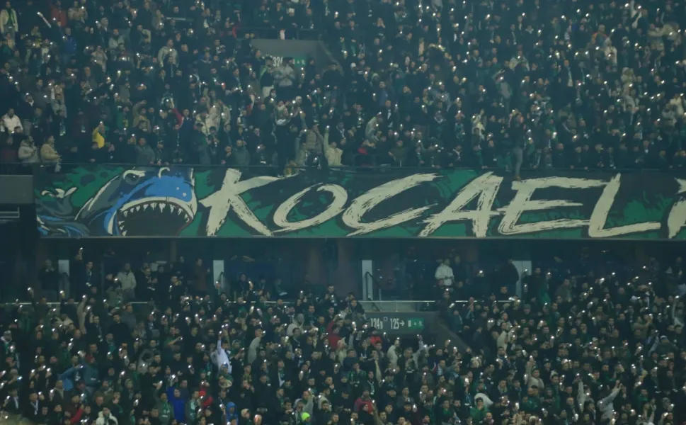 Ziraat Türkiye Kupası’nda Yürek Yakan Olay: Tribünden Düşerek Hayatını Kaybetti