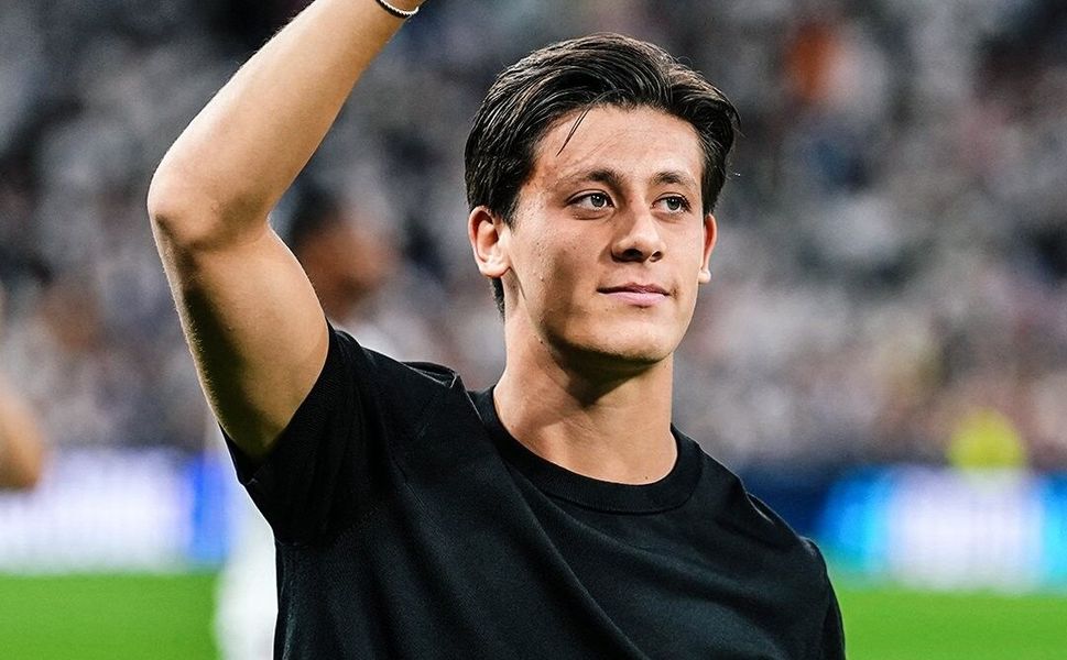 Arda Güler, Şampiyonlar Ligi'nde 'en iyi çıkış yapan oyuncu' ödülünü aldı